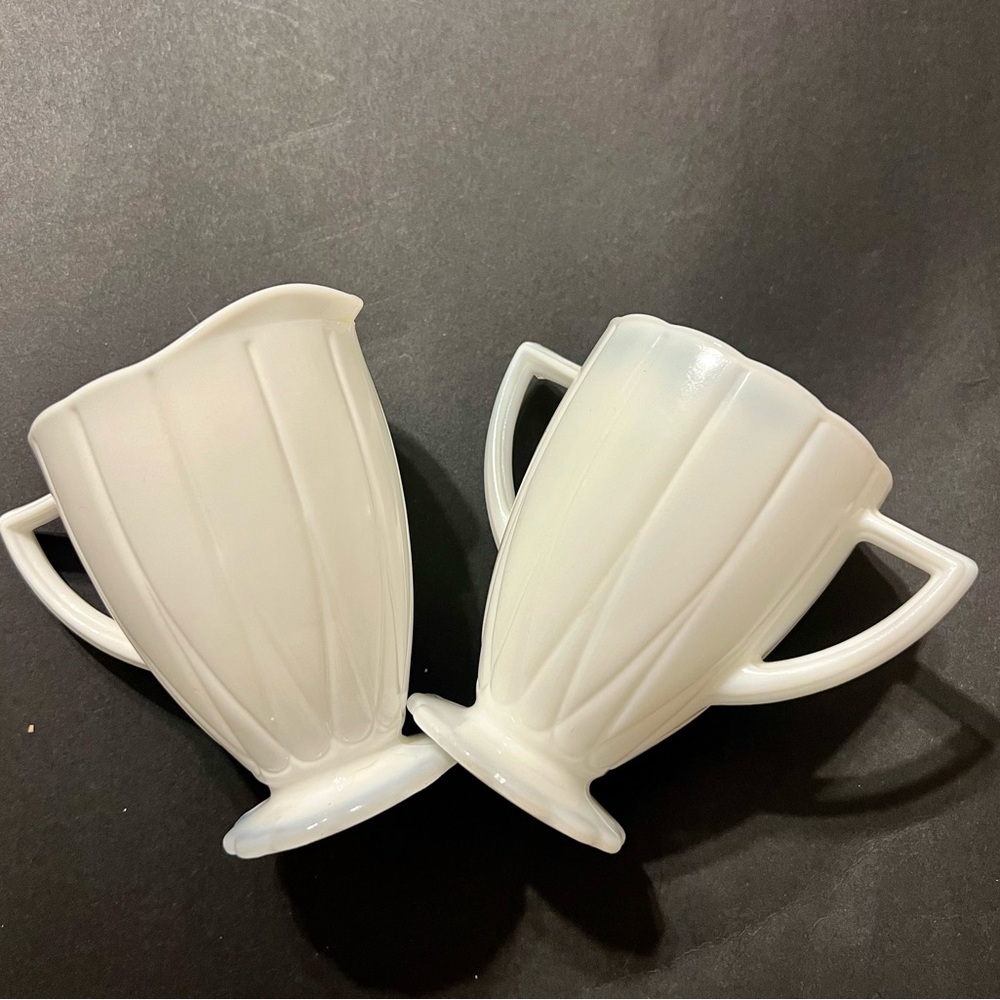 Hazel Atlas Depression Milk Glass Newport Hairpin Pattern Creamer & Sugar 1940’s